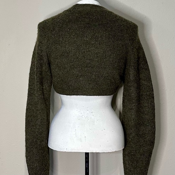 H&M | olive/dark khaki shrug sweater - Picture 9 of 10